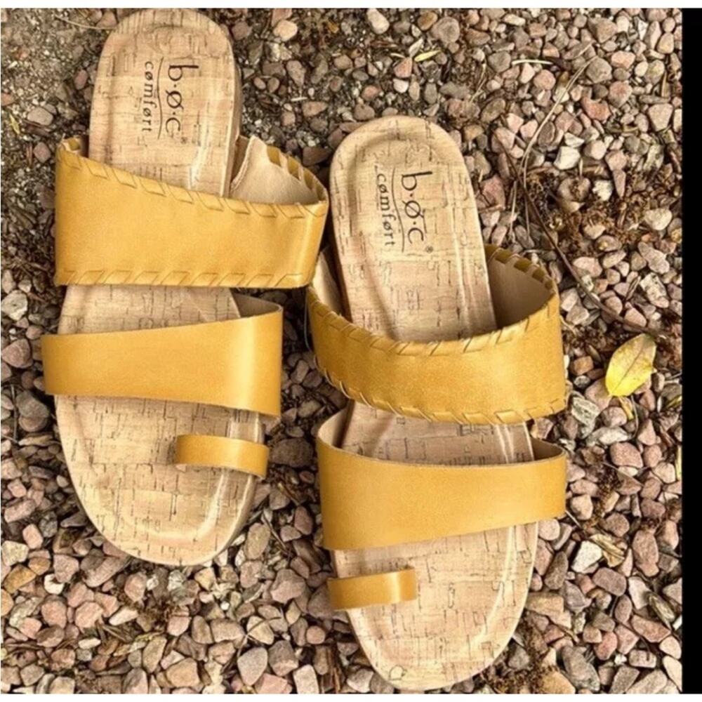 b.o.c. Born of Concept Strappy Slide Sandals Size 9 Yellow